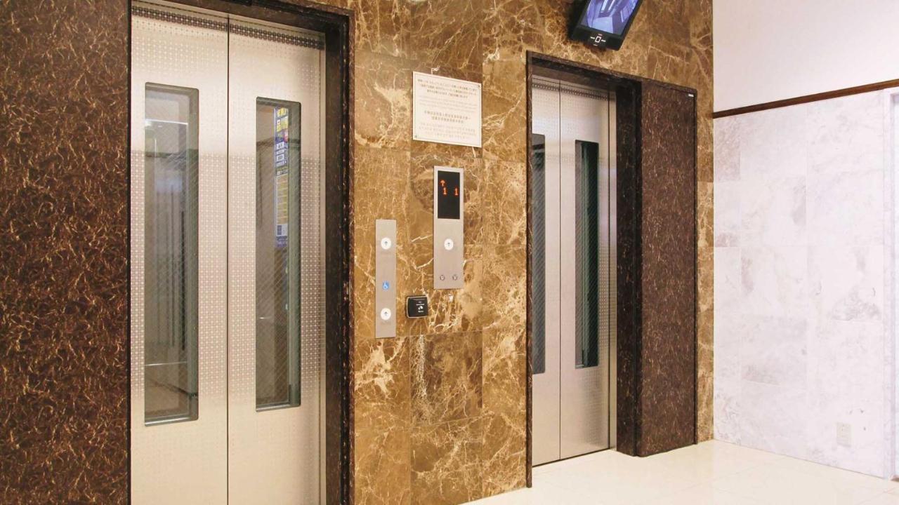 Toyoko Inn Tokyo Akiba Asakusabashi-Eki Higashi-Guchi Bagian luar foto