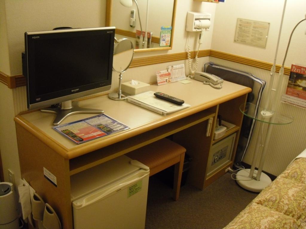 Toyoko Inn Tokyo Akiba Asakusabashi-Eki Higashi-Guchi Bagian luar foto